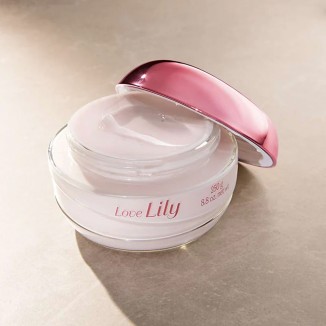 O Boticário Love Lily Satin Moisturizing Cream 250g