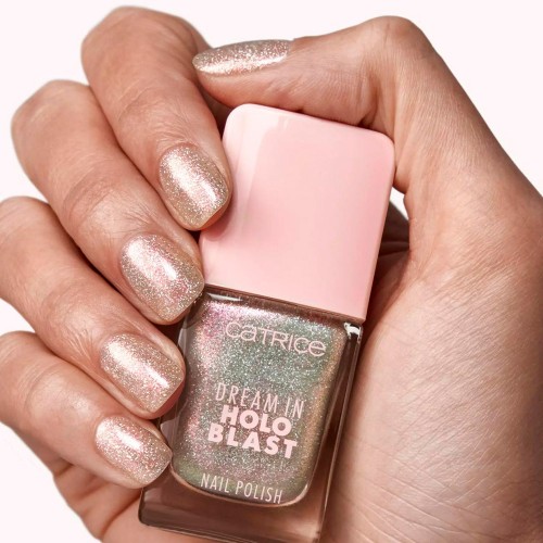 Catrice Dream In Holo Blast Varnish 060 Prism Universe