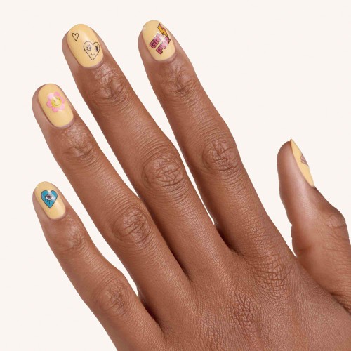 Essence Nail Sticker Call Me Queen!