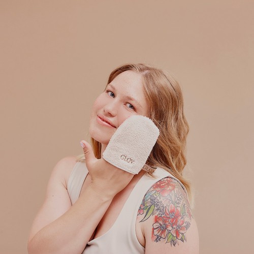 GLOV Iconic Makeup Remover Glove Ivory