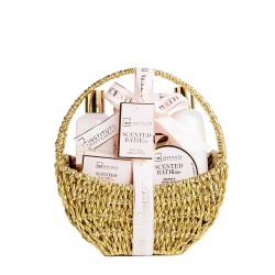 IDC Institute Scented Bath Rose Gift Set