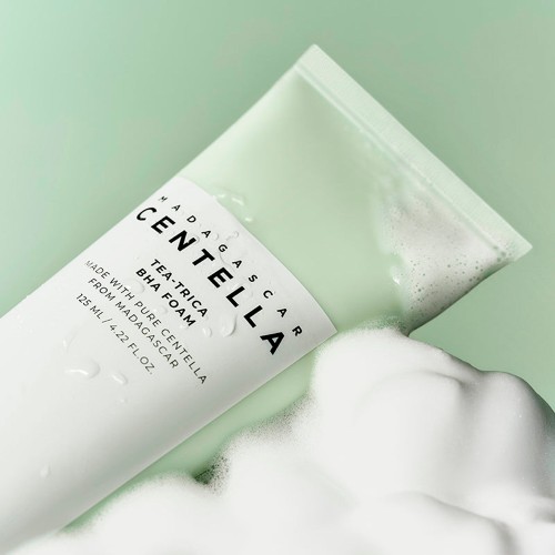 SKIN1004 Madagascar Centella Tea-Trica BHA Cleansing Foam 125ml
