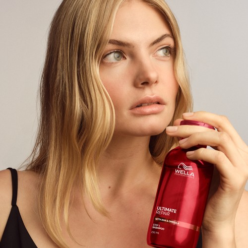 Wella Ultimate Repair Shampoo 250ml
